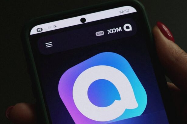 russia orders state backed max messenger app to be pre installed on new phones 68a7ece37311d