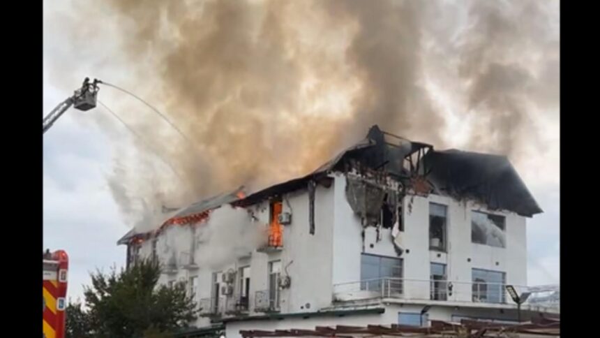 cauzele incendiului de la hotelul din prahova investigate de politie si procurori a fost solicitata prezenta unor experti de la insemex petrosani 68da7413d5a16