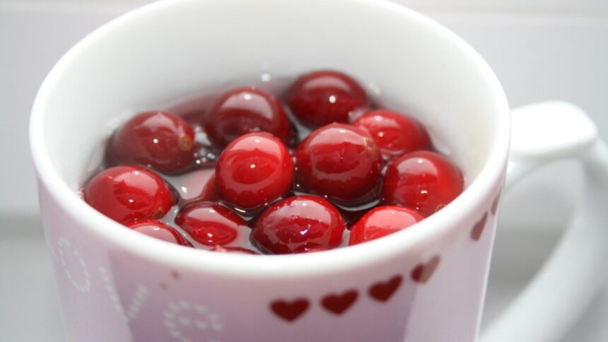 ceaiul care arde grasimea intareste imunitatea si reduce ridurile contine un singur fruct de sezon 68c1419233631