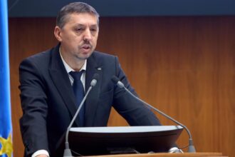 daniel david explica de ce a refuzat sa isi dea demisia a fost o forma de patriotism sa raman ministru 68c1c3c12be0f