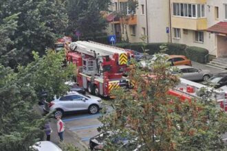 explozie puternica intr un apartament o femeie a ajuns la spital cu arsuri 68cc0c87b3649