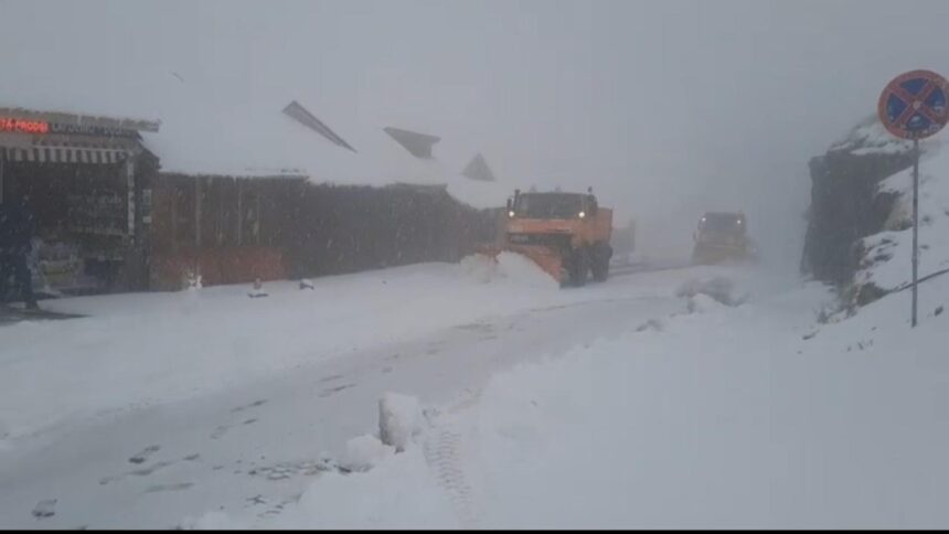 prima ninsoare la munte recomandarile salvamont sibiu pentru o drumetie in siguranta 68dbb782e6cae