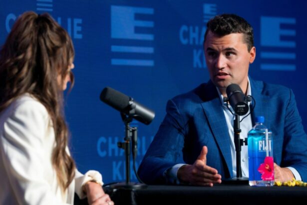 un influencer de top al lui donald trump a fost impuscat charlie kirk tinea un discurs la utah valley university 68c1dc08b4f29