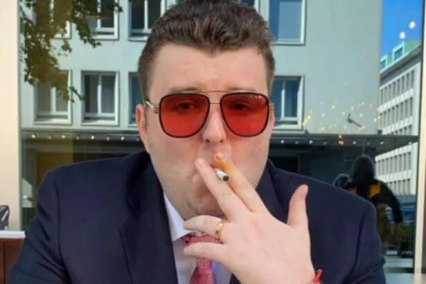 victoras micula condamnat la 3 ani de inchisoare cu executare milionarul acuzat ca a accesat ilegal bazele de date mai 68c1b90575449