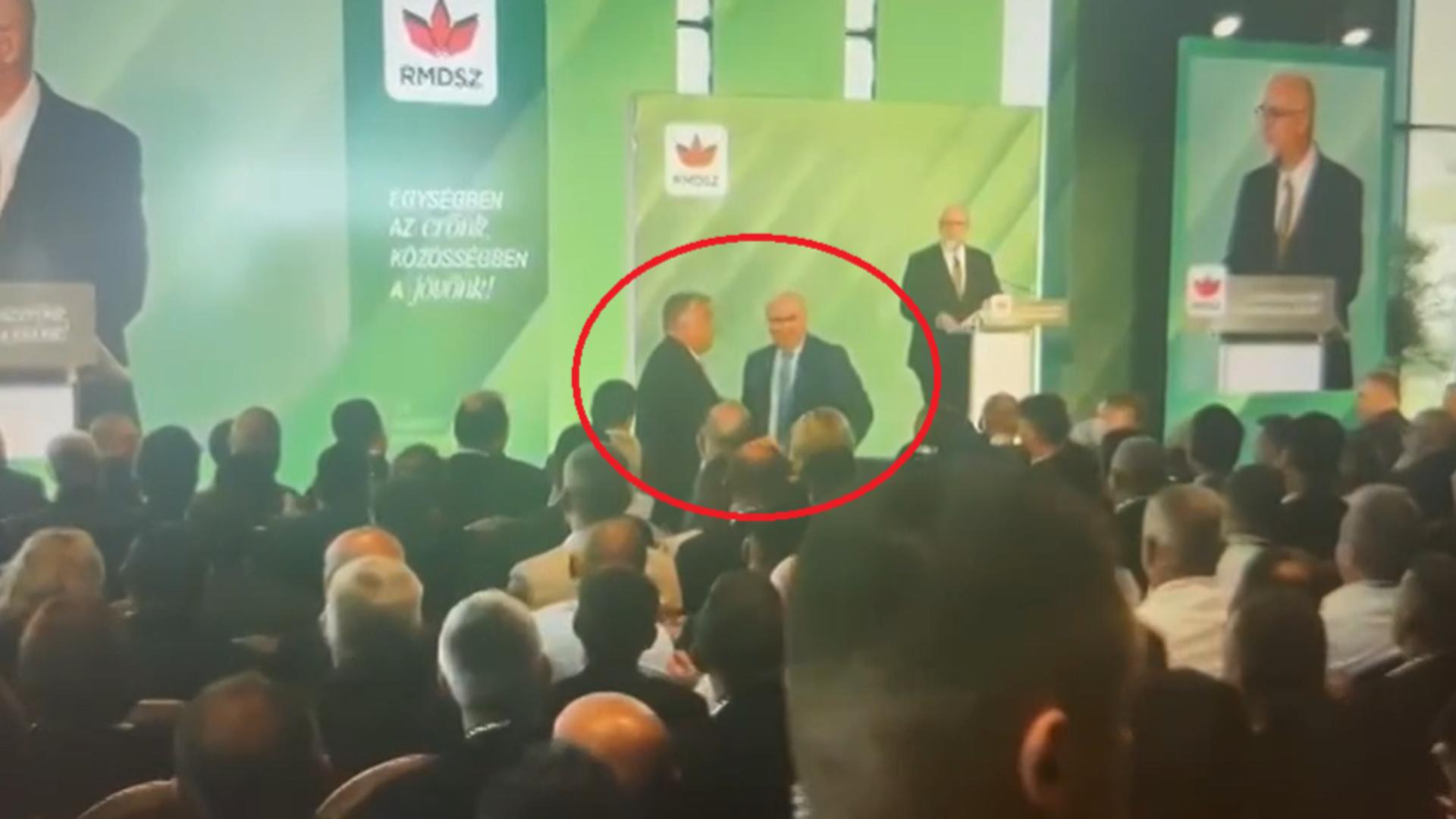 gest controversat liderul ungar l a ridicat de pe scaun pe bolojan ca sa aplaude discursul lui kelemen hunor video 68e8ebf32c719