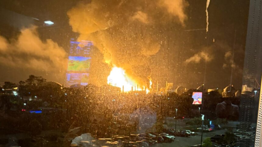 incendiu masiv dupa o explozie la rafinarie chevron din california cea mai mare din vestul sua foto video 68dfa2c5726ae