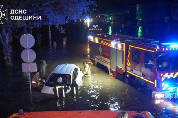 inundatii devastatoare in sudul ucrainei cel putin 9 morti inclusiv un copil video 68dce390abd96