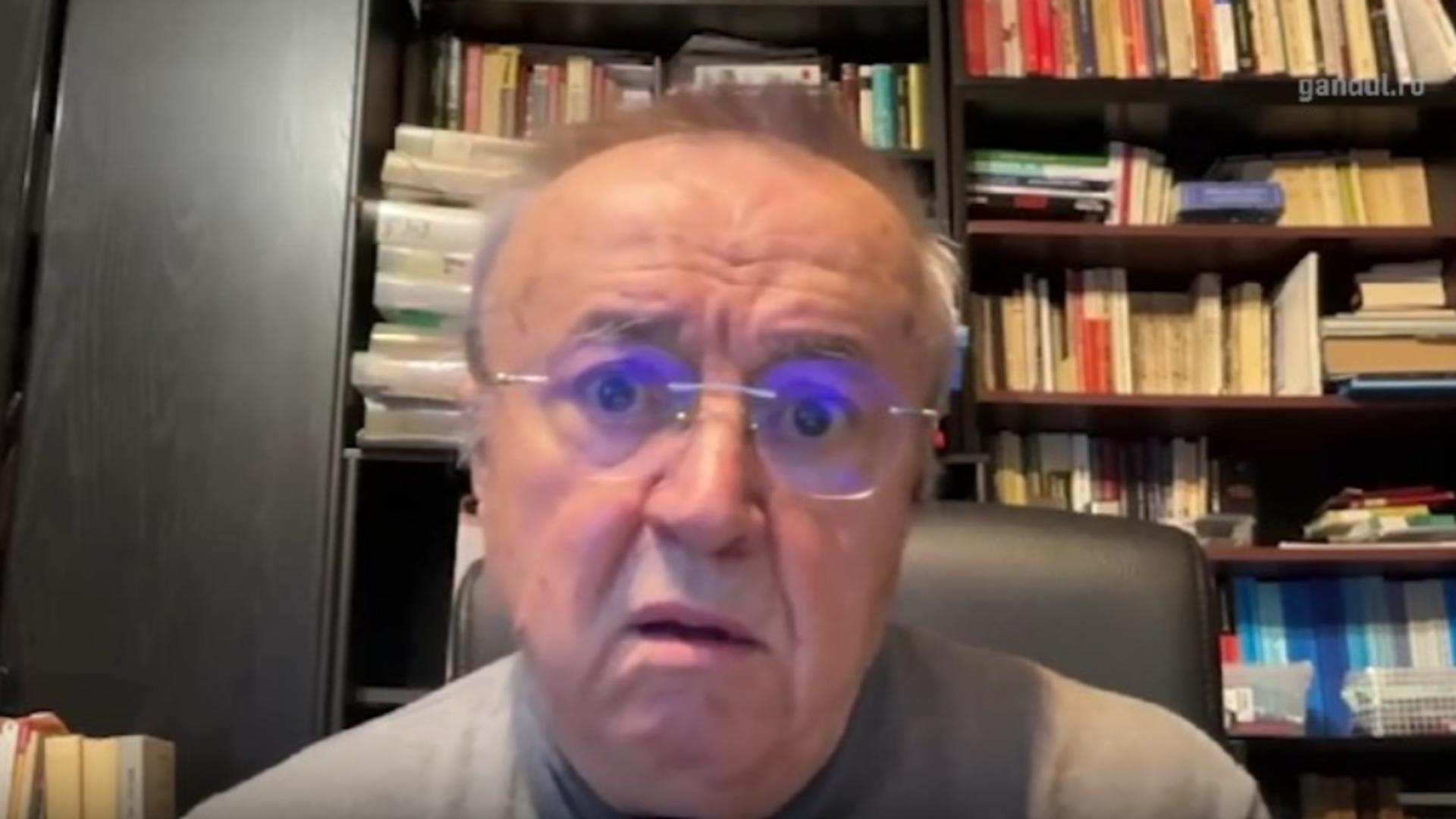 ion cristoiu nicusor dan e un robotel updatat de sistem 68ee205b99ff1