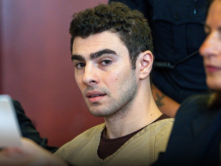 luigi mangione files another motion attacking death penalty charge 68ea91719f323