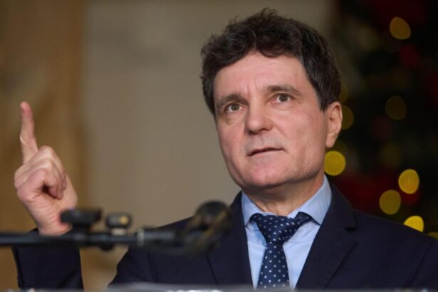 nicusor dan a retrimis in parlament legea care propune scutirea de impozit pentru veniturile din criptomonede ce l a nemultumit pe presedinte 68dd0da4815ed