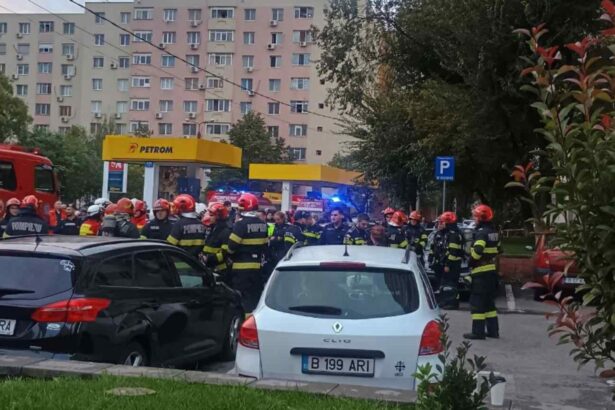 persoane intoxicate cu o substanta misterioasa bloc evacuat in sectorul 5 68e7f8c8c5812