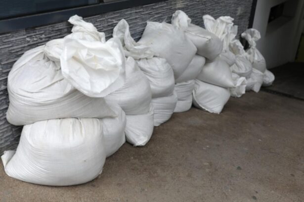 reactia primariei constanta dupa ce mai saci cu nisip pusi impotriva inundatiilor au fost furati nu sunt bunuri comune la cheremul cetatenilor 68e786f28d86d