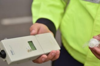 seful sectiei de psihiatrie a unui spital prins baut si drogat la volan 68e4f43ddfc9f